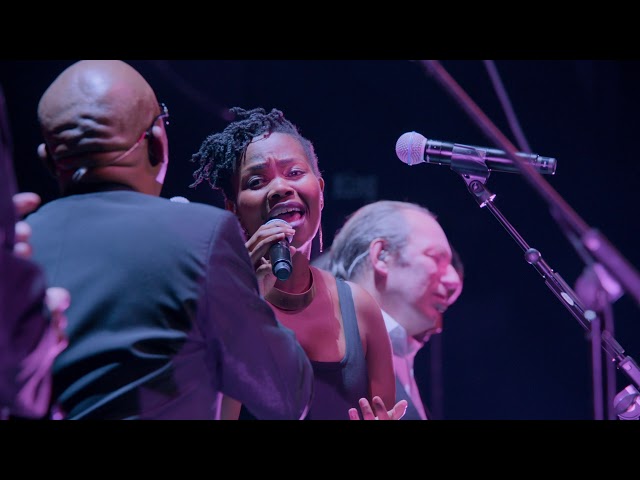 Hans Zimmer - Circle Of Life / King Of Pride Rock - From The Lion King (Live In Prague)