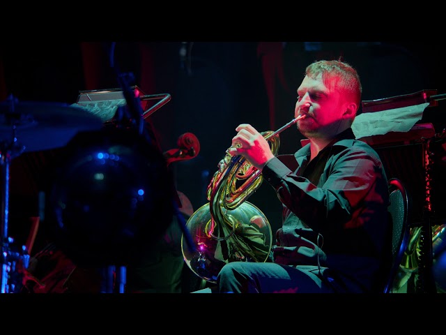 Hans Zimmer - Crimson Tide (Live In Prague)